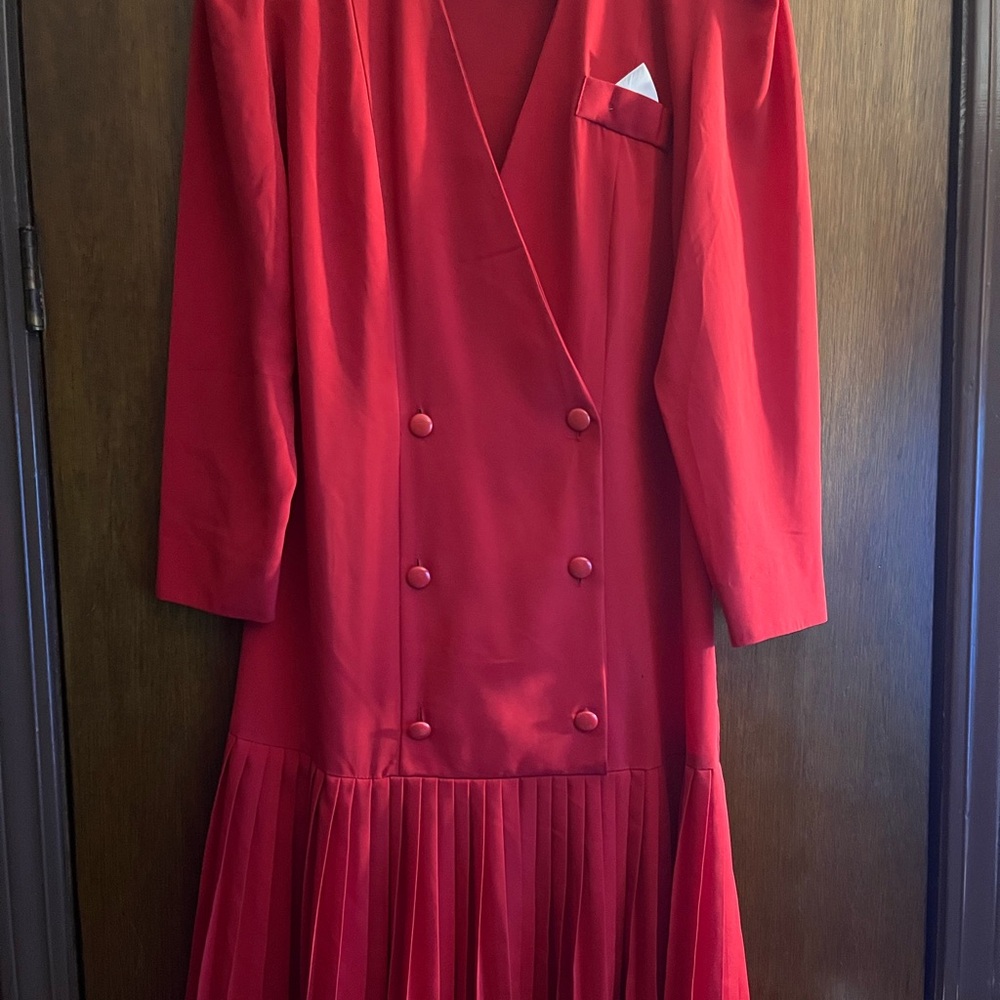 Chic Red Double-Breasted Long Sleeve Dress